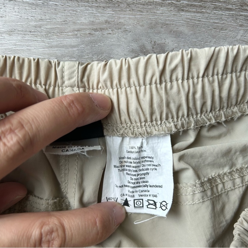 MEC Nylon Elastic Waist Straight Leg Tan Colour Outdoor Pants Made in Canada - Picture 10 of 16